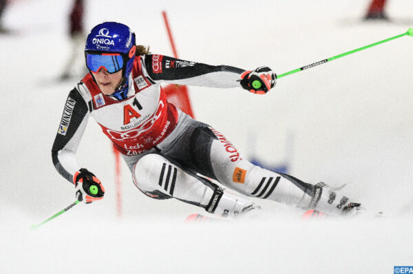 Ski alpin: La Slovaque Petra Vlhova remporte la 1re manche du géant de Courchevel