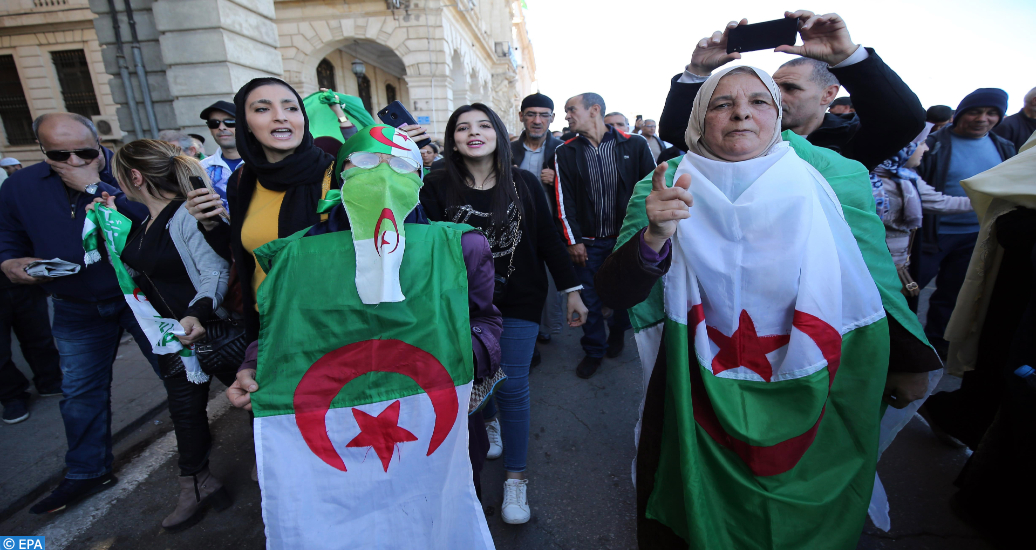 Algérie: Le confinement a exacerbé les violences à l’égard des femmes (étude)