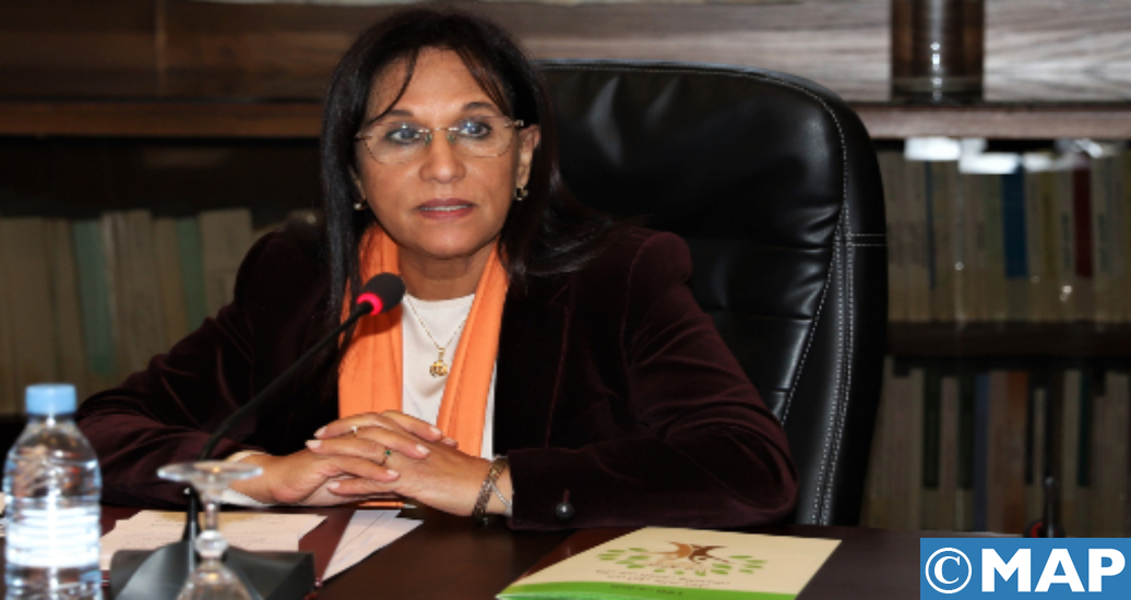 La lutte contre la violence faite aux femmes doit tenir compte des dimensions socio-culturelles (Mme Bouayach)