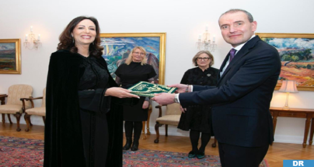 L’ambassadeur Nabila Freidji présente ses lettres de créance au Président islandais