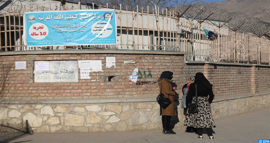 Interdir l’accès à l’université aux femmes afghanes aura un “impact dévastateur” sur l’avenir du pays (ONU)