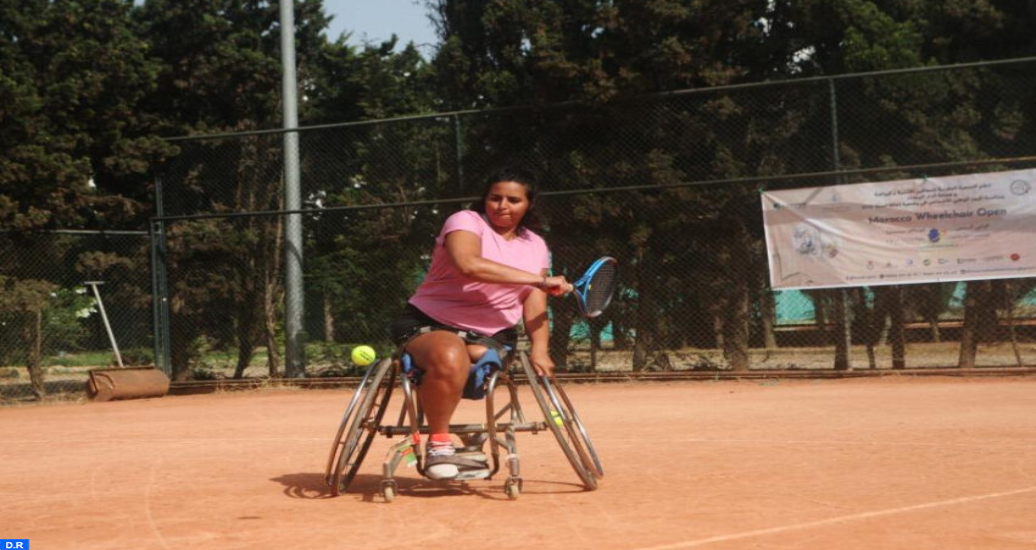 Najwa Awane, une jeune athlète qui a transformé son handicap en une réussite au tennis en fauteuil roulant